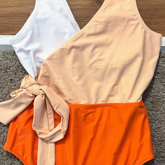 Cupshe NWOT Women One Piece Swimsuit Sm Orange Color Block V-Neck Wrap Front Tie - Picture 9 of 11